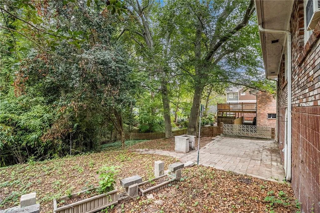 1880 Wellbourne Drive Ne, Atlanta, Georgia 30324, 3 Bedrooms Bedrooms, ,2 BathroomsBathrooms,Residential,For Sale,1880 Wellbourne Drive Ne,7662692