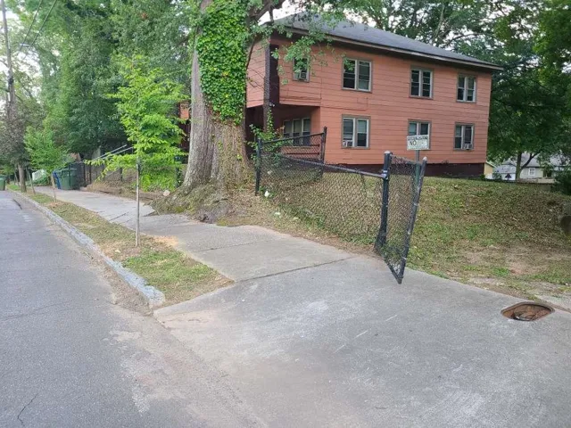 1138 Sw Sells Avenue, Atlanta, Georgia 30310