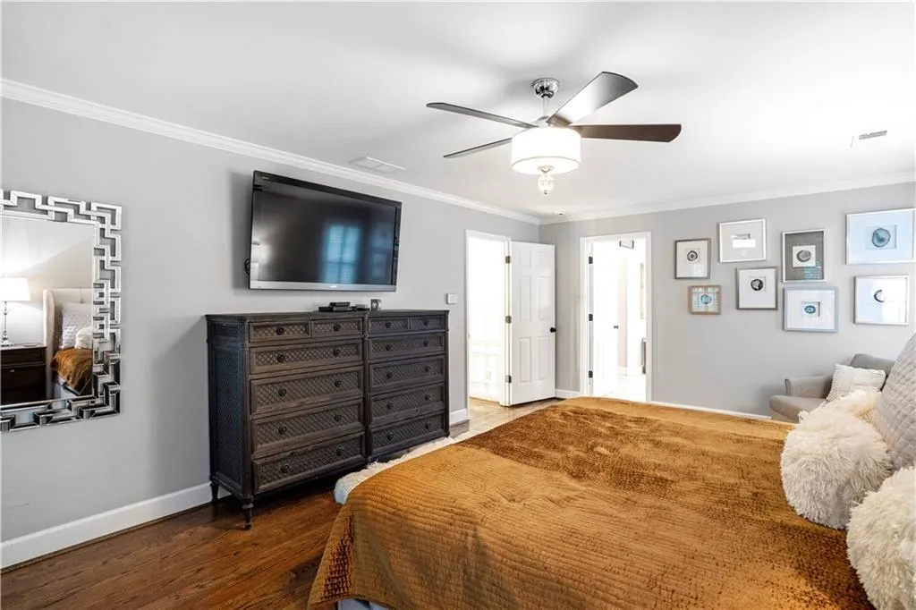 70 Old Powers Place, Atlanta, Georgia 30327, 4 Bedrooms Bedrooms, ,3 BathroomsBathrooms,Residential,Sold,70 Old Powers Place,6953256