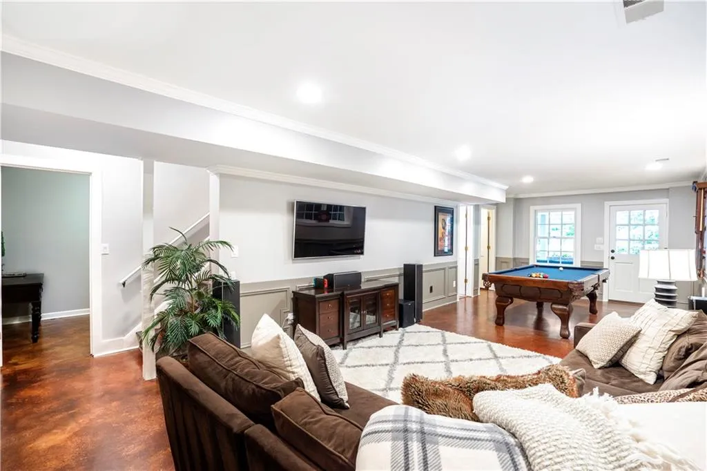 70 Old Powers Place, Atlanta, Georgia 30327, 4 Bedrooms Bedrooms, ,3 BathroomsBathrooms,Residential,Sold,70 Old Powers Place,6953256