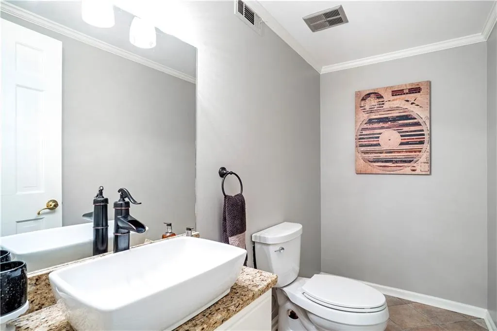 70 Old Powers Place, Atlanta, Georgia 30327, 4 Bedrooms Bedrooms, ,3 BathroomsBathrooms,Residential,Sold,70 Old Powers Place,6953256