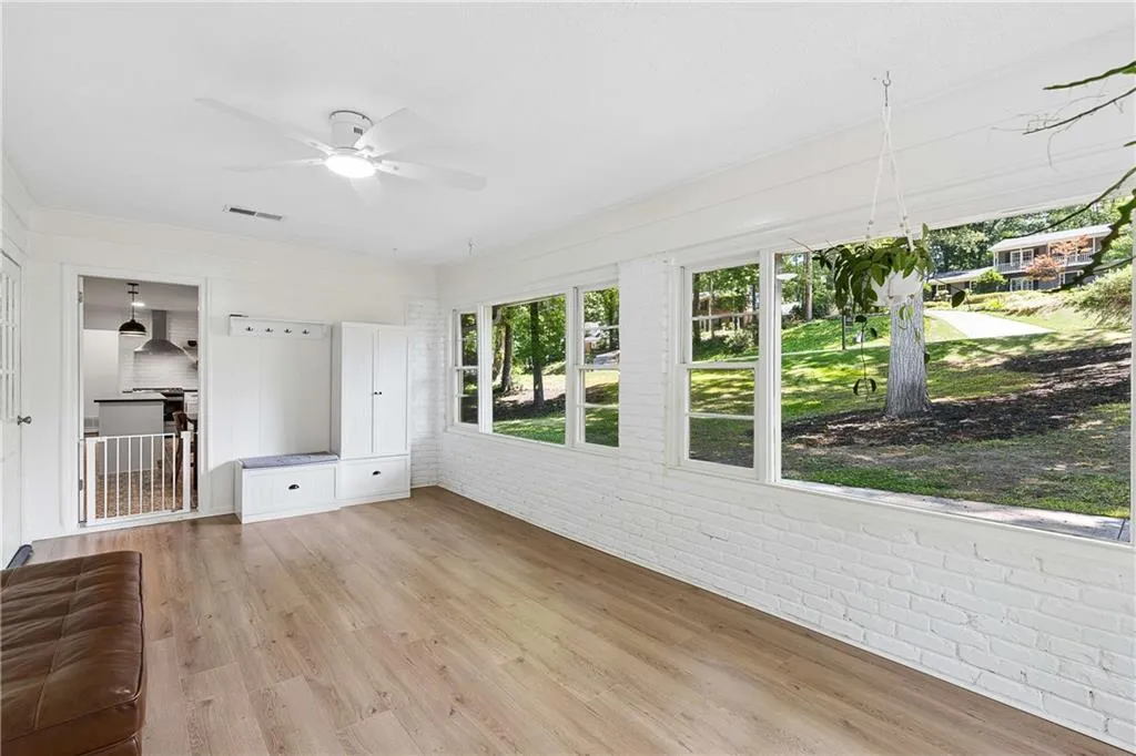 6748 Brandon Mill Road, Sandy Springs, Georgia 30328, 5 Bedrooms Bedrooms, ,3 BathroomsBathrooms,Residential,For Sale,6748 Brandon Mill Road,7758147