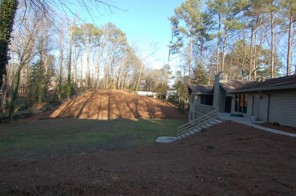 905 Heards Ferry Road, Atlanta, Georgia 30328, 5 Bedrooms Bedrooms, ,3 BathroomsBathrooms,Residential,Sold,905 Heards Ferry Road,6707271