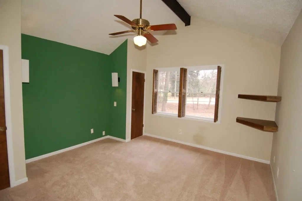 905 Heards Ferry Road, Atlanta, Georgia 30328, 5 Bedrooms Bedrooms, ,3 BathroomsBathrooms,Residential,Sold,905 Heards Ferry Road,6707271