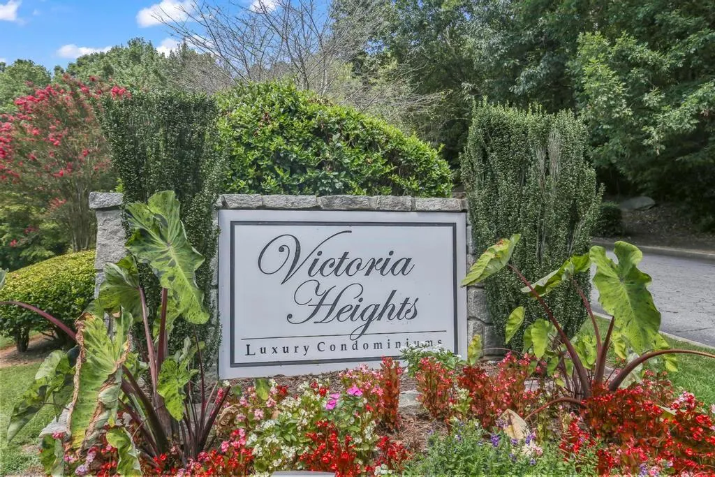 6204 Santa Fe Parkway, Sandy Springs, Georgia 30350, 2 Bedrooms Bedrooms, ,2 BathroomsBathrooms,Residential,Sold,6204 Santa Fe Parkway,7264692
