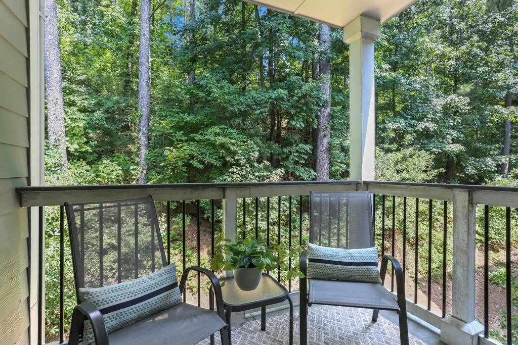 6204 Santa Fe Parkway, Sandy Springs, Georgia 30350, 2 Bedrooms Bedrooms, ,2 BathroomsBathrooms,Residential,Sold,6204 Santa Fe Parkway,7264692