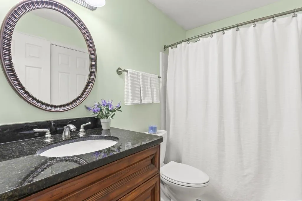 6204 Santa Fe Parkway, Sandy Springs, Georgia 30350, 2 Bedrooms Bedrooms, ,2 BathroomsBathrooms,Residential,Sold,6204 Santa Fe Parkway,7264692