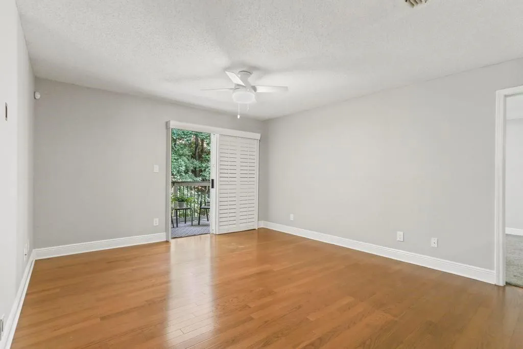 6204 Santa Fe Parkway, Sandy Springs, Georgia 30350, 2 Bedrooms Bedrooms, ,2 BathroomsBathrooms,Residential,Sold,6204 Santa Fe Parkway,7264692