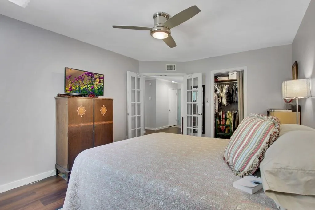 5400 Roswell Road Unit G1, Atlanta, Georgia 30342, 1 Bedroom Bedrooms, ,1 BathroomBathrooms,Residential,Sold,5400 Roswell Road Unit G1,6739614