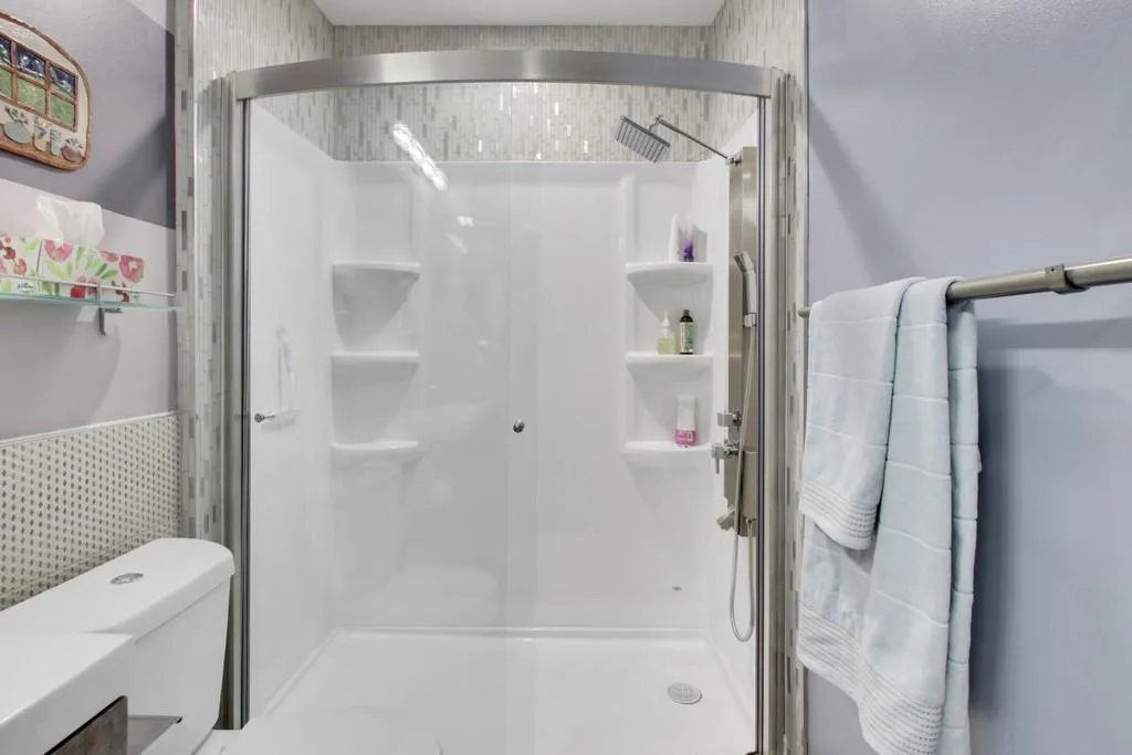 5400 Roswell Road Unit G1, Atlanta, Georgia 30342, 1 Bedroom Bedrooms, ,1 BathroomBathrooms,Residential,Sold,5400 Roswell Road Unit G1,6739614