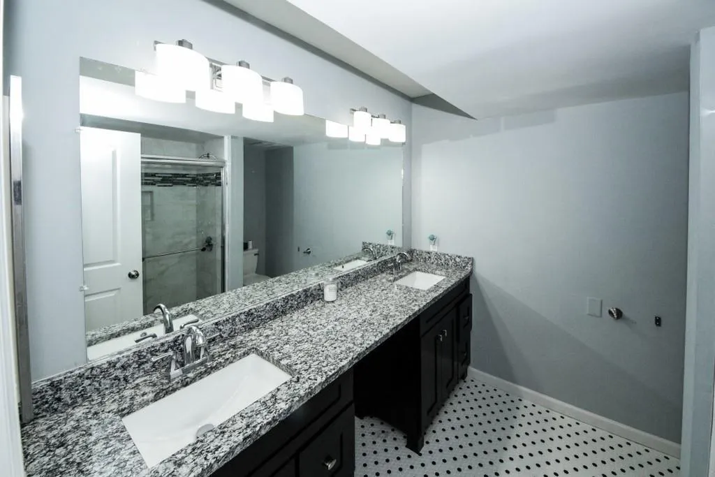 6851 Roswell Road Unit Q-23, Sandy Springs, Georgia 30328, 3 Bedrooms Bedrooms, ,2 BathroomsBathrooms,Residential,Sold,6851 Roswell Road Unit Q-23,6516035