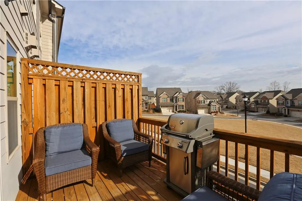 7530 Stoneridge Drive Unit 7530, Sandy Springs, Georgia 30328, 3 Bedrooms Bedrooms, ,3 BathroomsBathrooms,Residential,Sold,7530 Stoneridge Drive Unit 7530,5795130