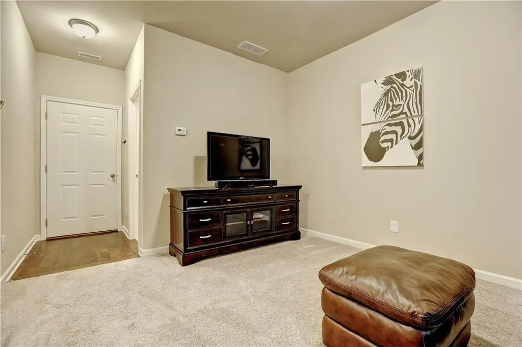 7530 Stoneridge Drive Unit 7530, Sandy Springs, Georgia 30328, 3 Bedrooms Bedrooms, ,3 BathroomsBathrooms,Residential,Sold,7530 Stoneridge Drive Unit 7530,5795130