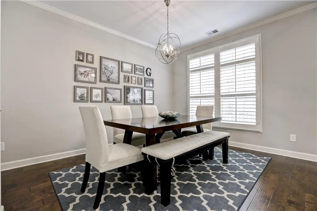 7530 Stoneridge Drive Unit 7530, Sandy Springs, Georgia 30328, 3 Bedrooms Bedrooms, ,3 BathroomsBathrooms,Residential,Sold,7530 Stoneridge Drive Unit 7530,5795130