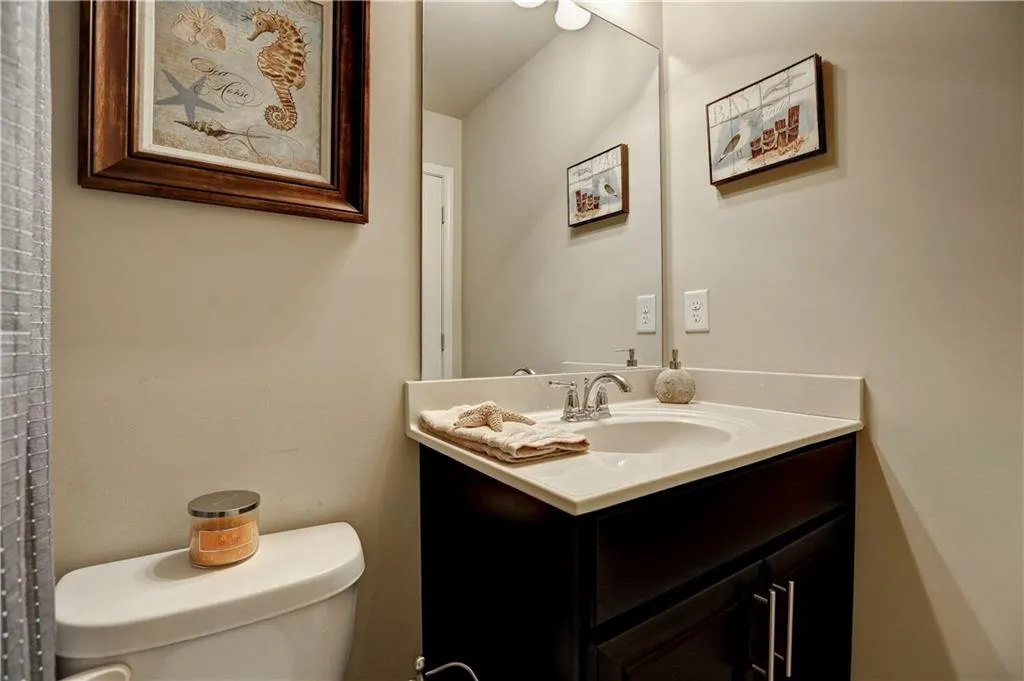 7530 Stoneridge Drive Unit 7530, Sandy Springs, Georgia 30328, 3 Bedrooms Bedrooms, ,3 BathroomsBathrooms,Residential,Sold,7530 Stoneridge Drive Unit 7530,5795130