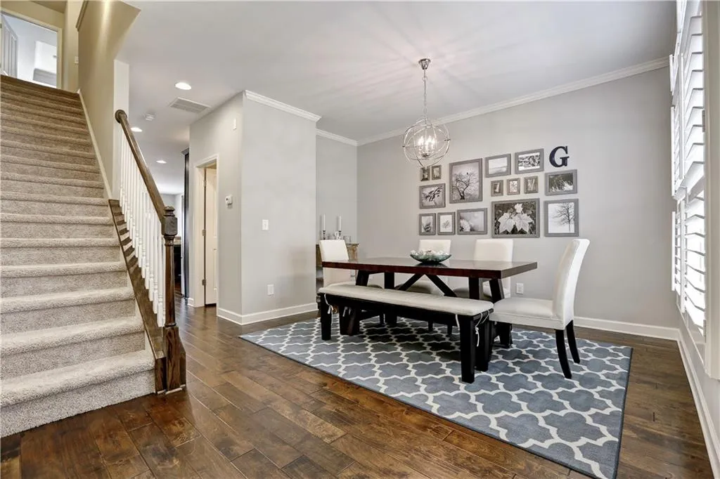 7530 Stoneridge Drive Unit 7530, Sandy Springs, Georgia 30328, 3 Bedrooms Bedrooms, ,3 BathroomsBathrooms,Residential,Sold,7530 Stoneridge Drive Unit 7530,5795130