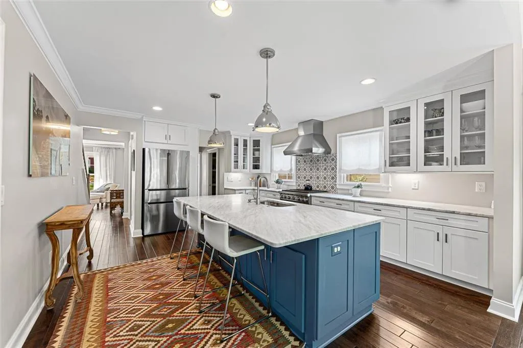 2226 Ne Virginia Place Ne, Atlanta, Georgia 30305, 4 Bedrooms Bedrooms, ,4 BathroomsBathrooms,Residential,For Sale,2226 Ne Virginia Place Ne,7615002