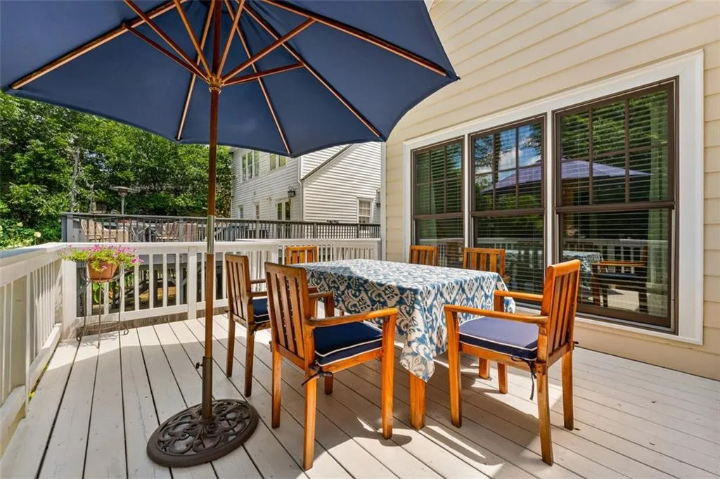 2226 Ne Virginia Place Ne, Atlanta, Georgia 30305, 4 Bedrooms Bedrooms, ,4 BathroomsBathrooms,Residential,For Sale,2226 Ne Virginia Place Ne,7615002