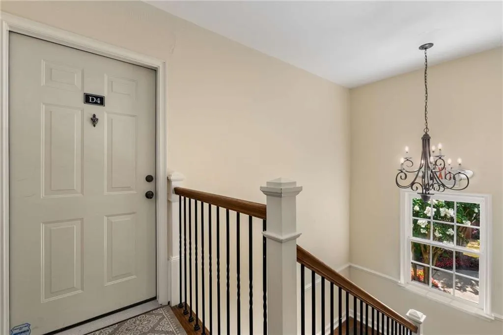 115 Peachtree Memorial Drive Nw Unit D4, Atlanta, Georgia 30309, 2 Bedrooms Bedrooms, ,1 BathroomBathrooms,Residential,For Sale,115 Peachtree Memorial Drive Nw Unit D4,7612765