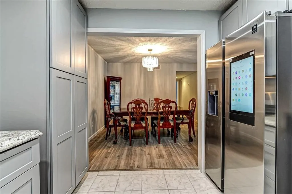 503 Vicksburg Place, Sandy Springs, Georgia 30350, 3 Bedrooms Bedrooms, ,2 BathroomsBathrooms,Residential,Sold,503 Vicksburg Place,7137482