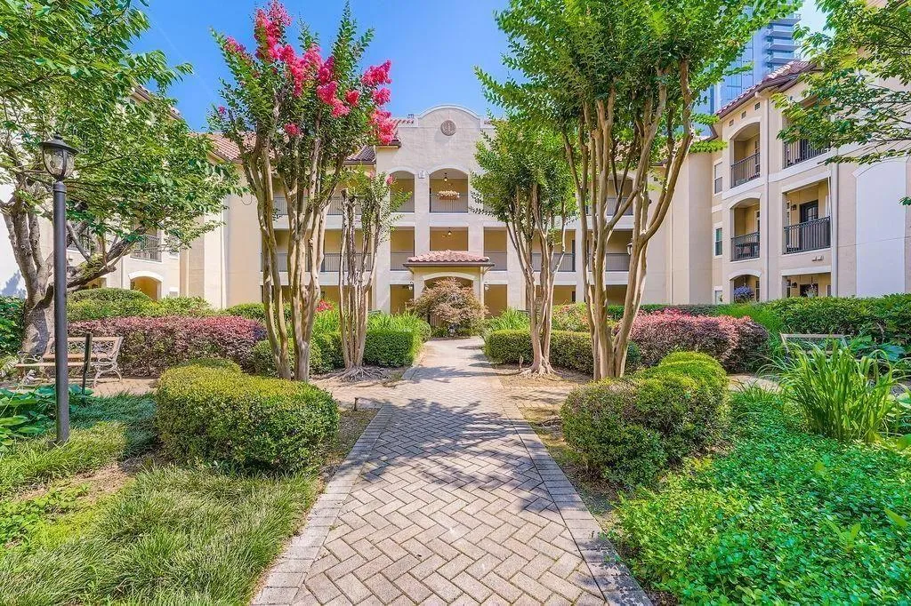 955 Juniper Street Ne Unit 4127, Atlanta, Georgia 30309, 1 Bedroom Bedrooms, ,1 BathroomBathrooms,Residential,For Sale,955 Juniper Street Ne Unit 4127,7608372