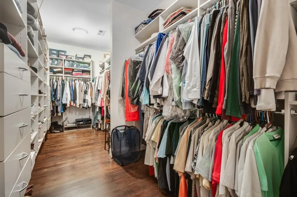 30 Hardeman Road, Sandy Springs, Georgia 30342, 5 Bedrooms Bedrooms, ,4 BathroomsBathrooms,Residential,Sold,30 Hardeman Road,6668533