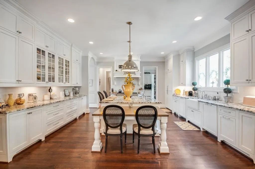 30 Hardeman Road, Sandy Springs, Georgia 30342, 5 Bedrooms Bedrooms, ,4 BathroomsBathrooms,Residential,Sold,30 Hardeman Road,6668533