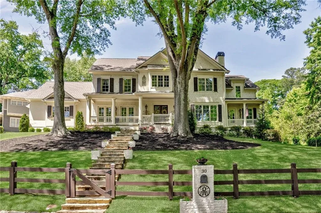 30 Hardeman Road, Sandy Springs, Georgia 30342, 5 Bedrooms Bedrooms, ,4 BathroomsBathrooms,Residential,Sold,30 Hardeman Road,6668533