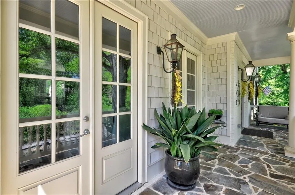 30 Hardeman Road, Sandy Springs, Georgia 30342, 5 Bedrooms Bedrooms, ,4 BathroomsBathrooms,Residential,Sold,30 Hardeman Road,6668533