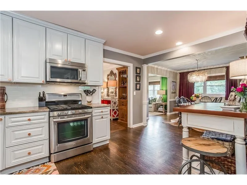 500 Carolwood Lane, Sandy Springs, Georgia 30342, 3 Bedrooms Bedrooms, ,2 BathroomsBathrooms,Residential,Sold,500 Carolwood Lane,5892500