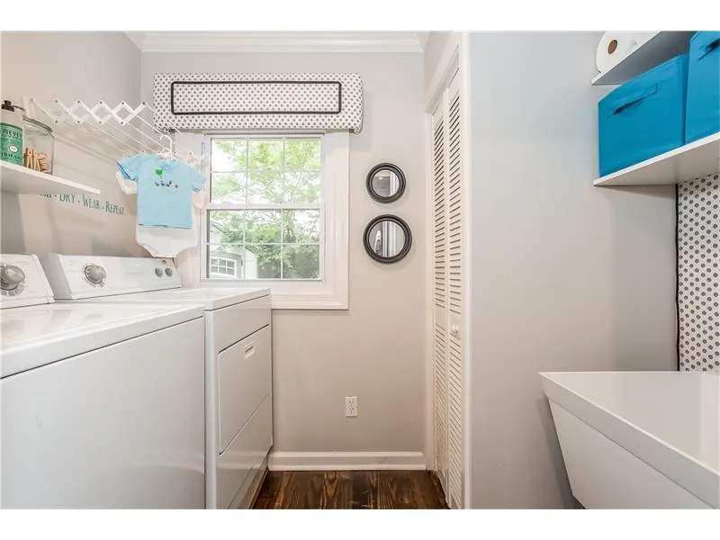 500 Carolwood Lane, Sandy Springs, Georgia 30342, 3 Bedrooms Bedrooms, ,2 BathroomsBathrooms,Residential,Sold,500 Carolwood Lane,5892500