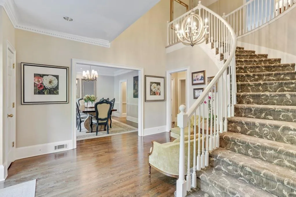 280 Cameron Ridge Drive, Atlanta, Georgia 30328, 6 Bedrooms Bedrooms, ,5 BathroomsBathrooms,Residential,Sold,280 Cameron Ridge Drive,6676564
