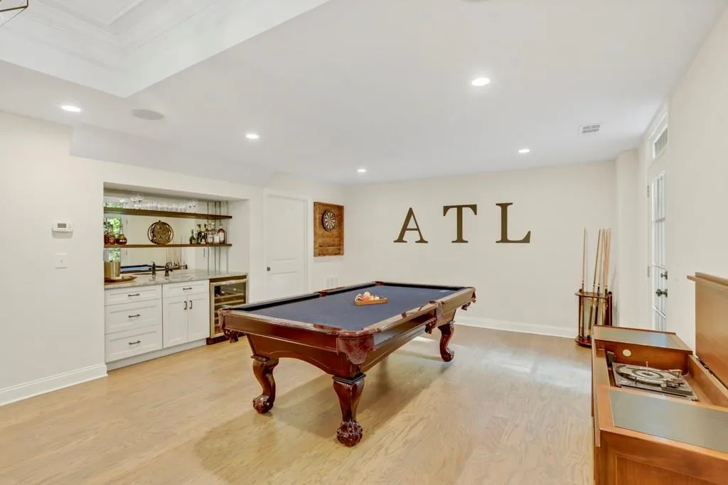280 Cameron Ridge Drive, Atlanta, Georgia 30328, 6 Bedrooms Bedrooms, ,5 BathroomsBathrooms,Residential,Sold,280 Cameron Ridge Drive,6676564