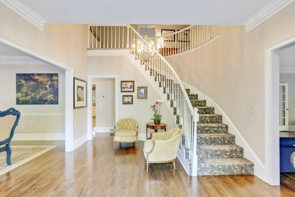 280 Cameron Ridge Drive, Atlanta, Georgia 30328, 6 Bedrooms Bedrooms, ,5 BathroomsBathrooms,Residential,Sold,280 Cameron Ridge Drive,6676564