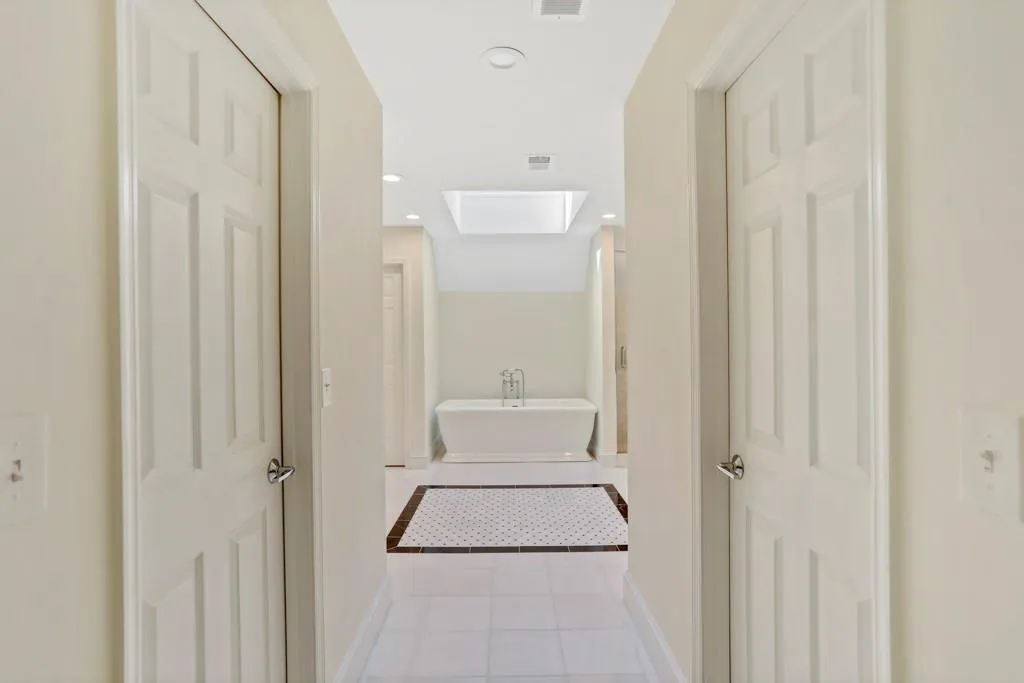 280 Cameron Ridge Drive, Atlanta, Georgia 30328, 6 Bedrooms Bedrooms, ,5 BathroomsBathrooms,Residential,Sold,280 Cameron Ridge Drive,6676564
