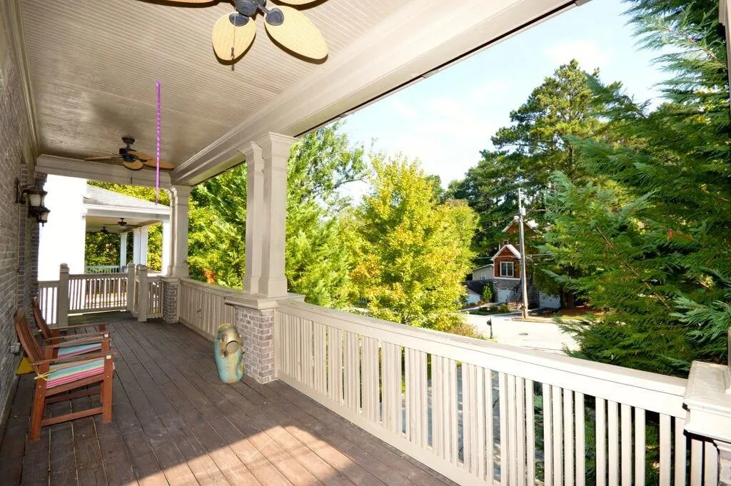 1075 Mendell Circle Ne, Brookhaven, Georgia 30319, 4 Bedrooms Bedrooms, ,3 BathroomsBathrooms,Residential,Sold,1075 Mendell Circle Ne,5592000