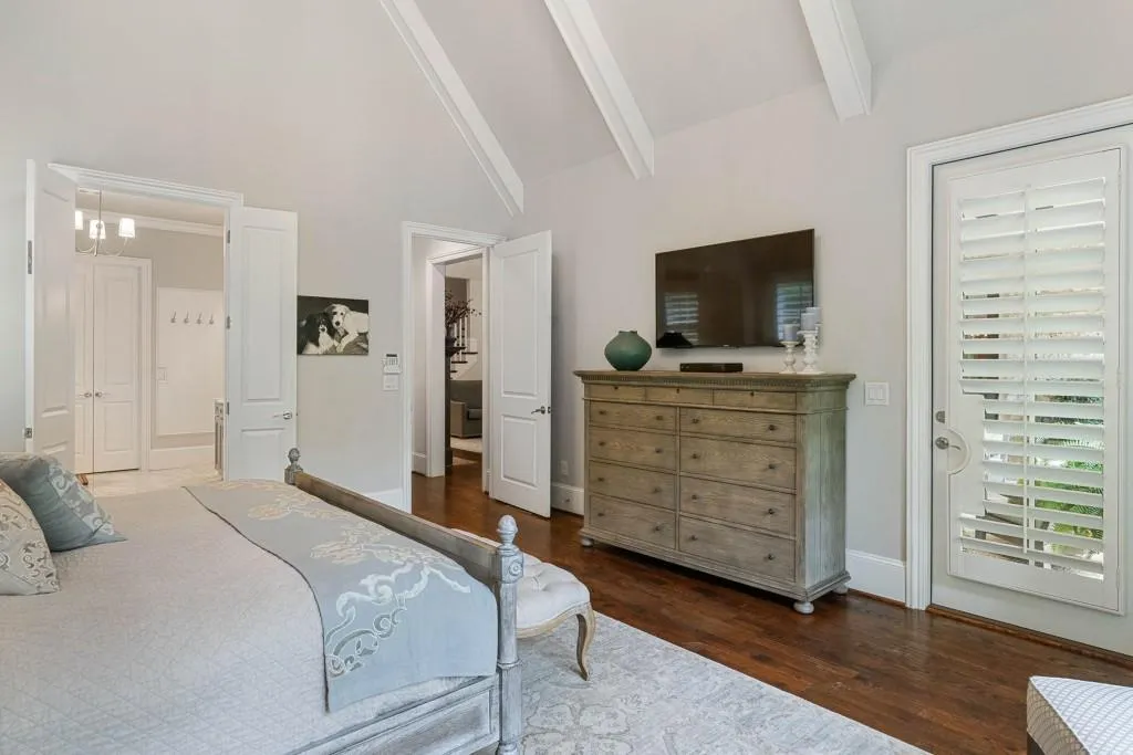 8345 Hewlett Road, Sandy Springs, Georgia 30350, 6 Bedrooms Bedrooms, ,6 BathroomsBathrooms,Residential,Sold,8345 Hewlett Road,7417668 8345 Hewlett Road, Sandy Springs, Georgia 30350, 6 Bedrooms Bedrooms, ,6 BathroomsBathrooms,Residential,Sold,8345 Hewlett Road,7417668