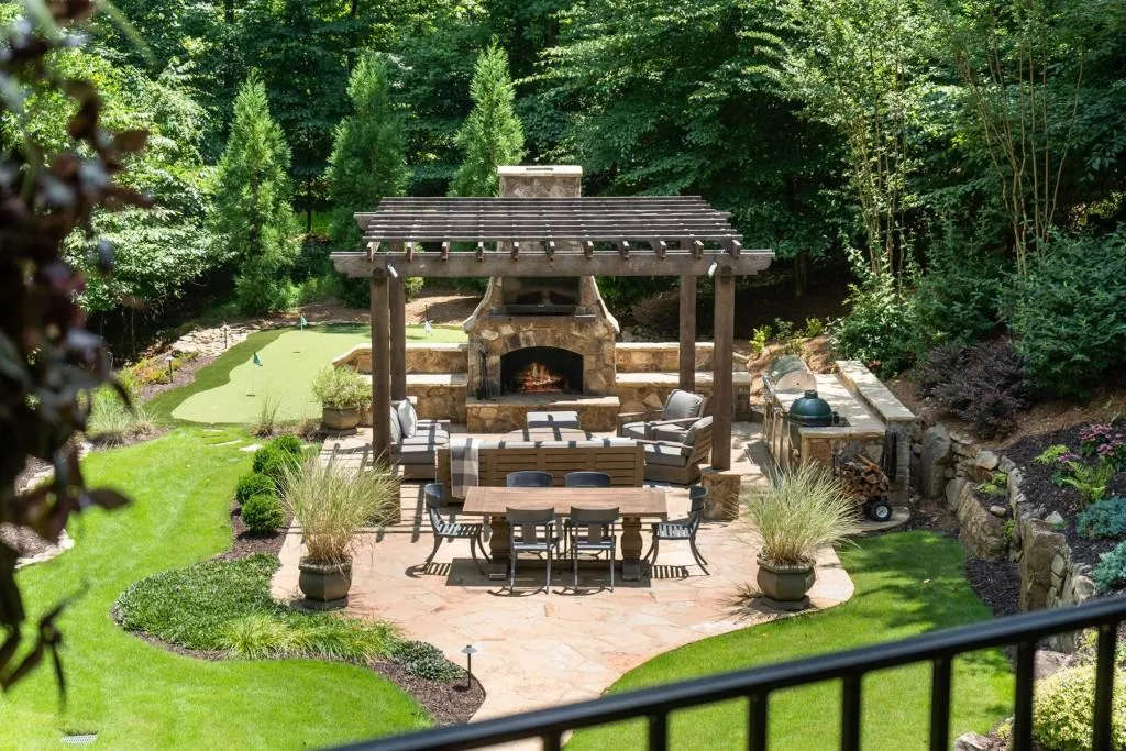 8345 Hewlett Road, Sandy Springs, Georgia 30350, 6 Bedrooms Bedrooms, ,6 BathroomsBathrooms,Residential,Sold,8345 Hewlett Road,7417668 8345 Hewlett Road, Sandy Springs, Georgia 30350, 6 Bedrooms Bedrooms, ,6 BathroomsBathrooms,Residential,Sold,8345 Hewlett Road,7417668