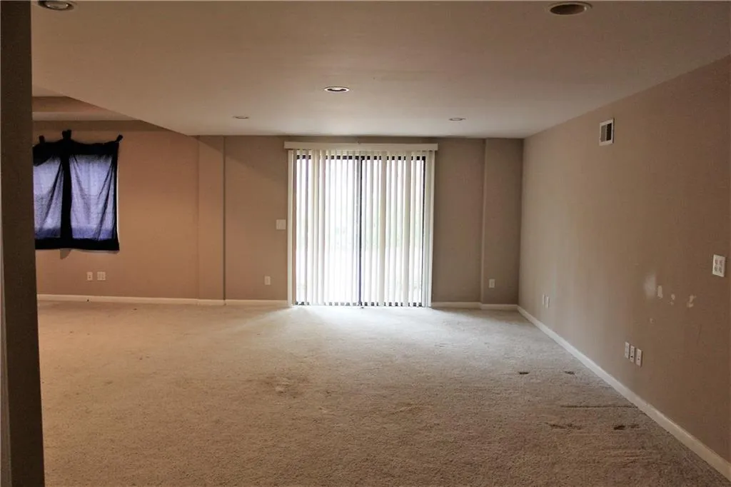 585 Spender Trace, Atlanta, Georgia 30350, 4 Bedrooms Bedrooms, ,2 BathroomsBathrooms,Residential,Sold,585 Spender Trace,5778274