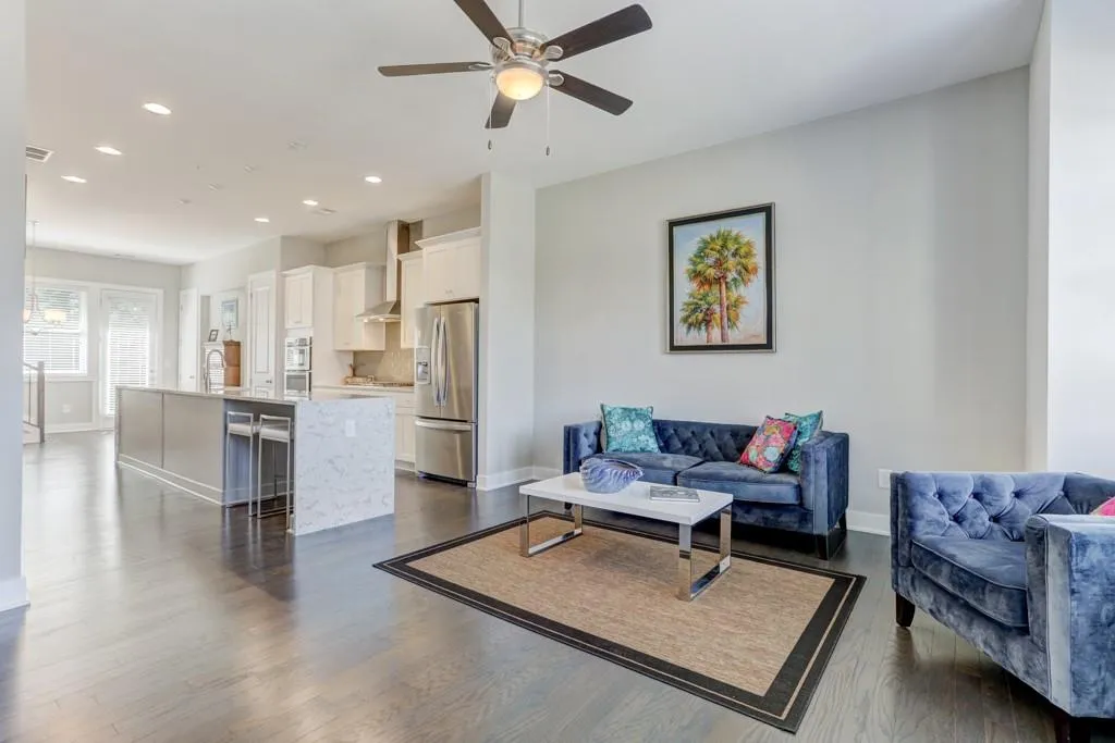6705 Cadence Boulevard, Sandy Springs, Georgia 30328, 2 Bedrooms Bedrooms, ,2 BathroomsBathrooms,Residential,Sold,6705 Cadence Boulevard,6675688