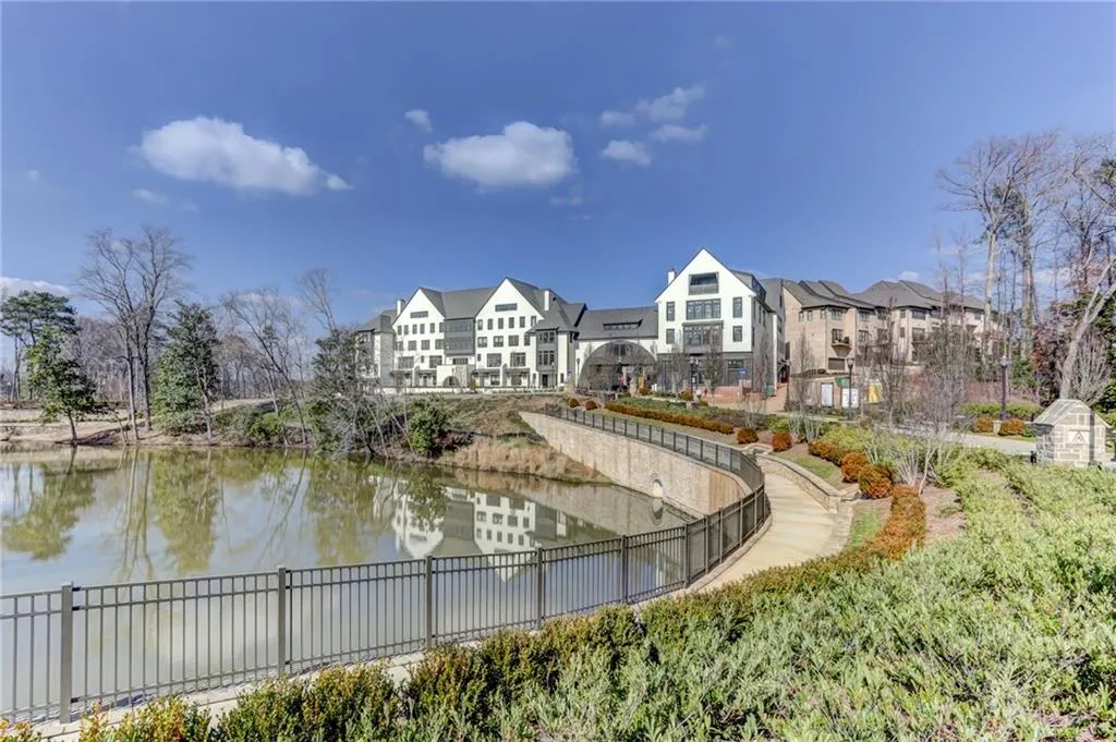 6705 Cadence Boulevard, Sandy Springs, Georgia 30328, 2 Bedrooms Bedrooms, ,2 BathroomsBathrooms,Residential,Sold,6705 Cadence Boulevard,6675688