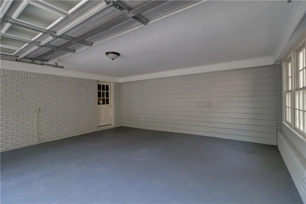 7270 Wynhill Drive, Atlanta, Georgia 30328, 3 Bedrooms Bedrooms, ,2 BathroomsBathrooms,Residential,Sold,7270 Wynhill Drive,5762742