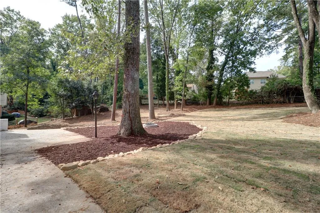 7270 Wynhill Drive, Atlanta, Georgia 30328, 3 Bedrooms Bedrooms, ,2 BathroomsBathrooms,Residential,Sold,7270 Wynhill Drive,5762742