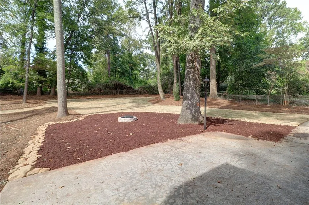 7270 Wynhill Drive, Atlanta, Georgia 30328, 3 Bedrooms Bedrooms, ,2 BathroomsBathrooms,Residential,Sold,7270 Wynhill Drive,5762742