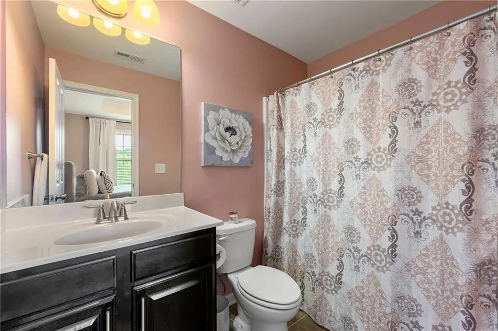 7470 Glisten Avenue, Atlanta, Georgia 30328, 3 Bedrooms Bedrooms, ,3 BathroomsBathrooms,Residential,Sold,7470 Glisten Avenue,7425288