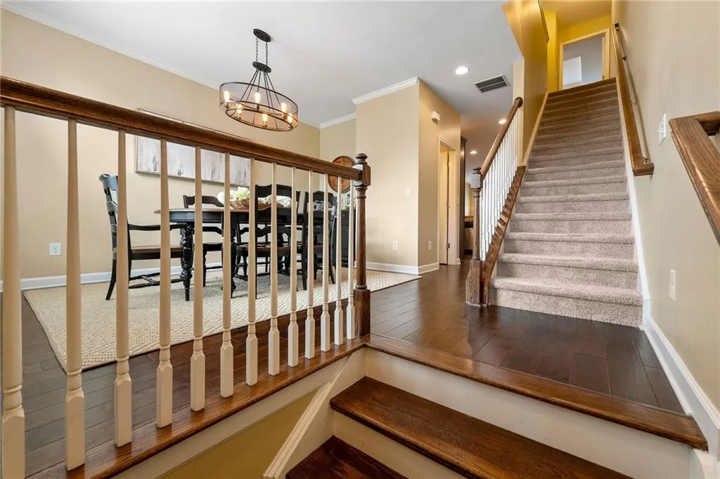 7470 Glisten Avenue, Atlanta, Georgia 30328, 3 Bedrooms Bedrooms, ,3 BathroomsBathrooms,Residential,Sold,7470 Glisten Avenue,7425288