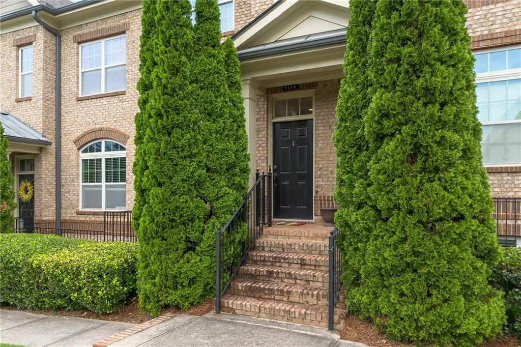 7470 Glisten Avenue, Atlanta, Georgia 30328, 3 Bedrooms Bedrooms, ,3 BathroomsBathrooms,Residential,Sold,7470 Glisten Avenue,7425288