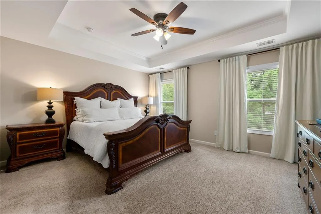 7470 Glisten Avenue, Atlanta, Georgia 30328, 3 Bedrooms Bedrooms, ,3 BathroomsBathrooms,Residential,Sold,7470 Glisten Avenue,7425288