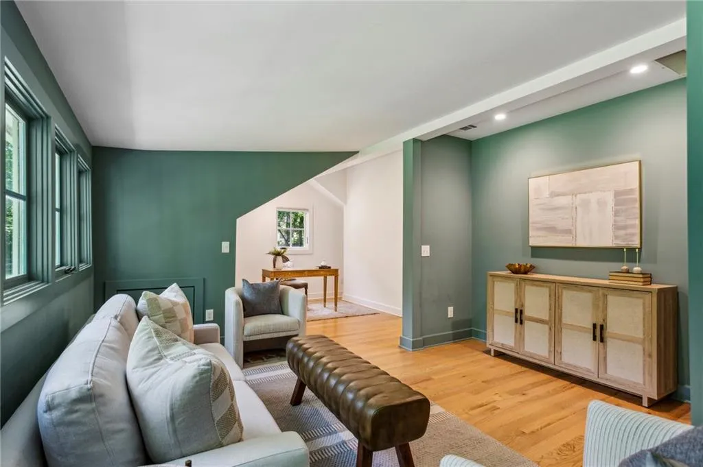 1990 Cambria Avenue Nw, Atlanta, Georgia 30318, 5 Bedrooms Bedrooms, ,3 BathroomsBathrooms,Residential,For Sale,1990 Cambria Avenue Nw,7610149