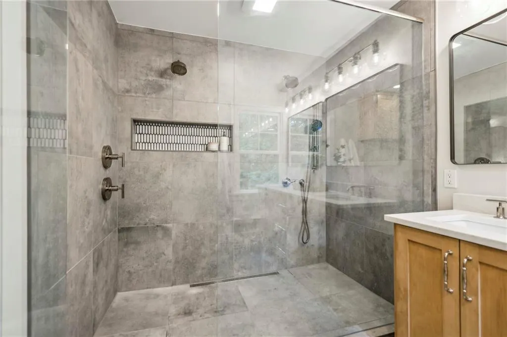 1990 Cambria Avenue Nw, Atlanta, Georgia 30318, 5 Bedrooms Bedrooms, ,3 BathroomsBathrooms,Residential,For Sale,1990 Cambria Avenue Nw,7610149